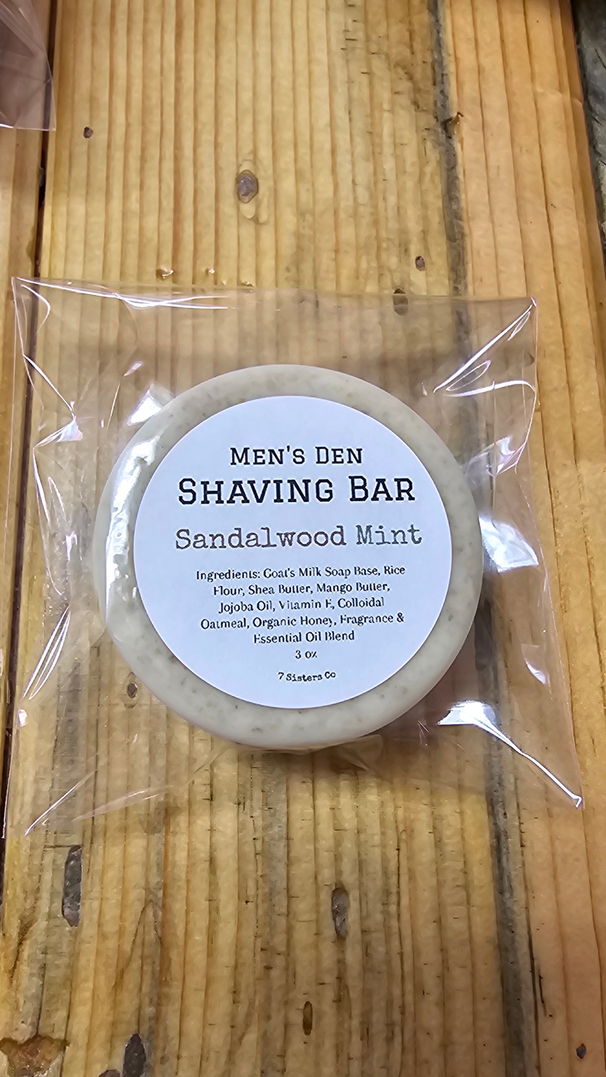 Men’s Den Shaving Bar