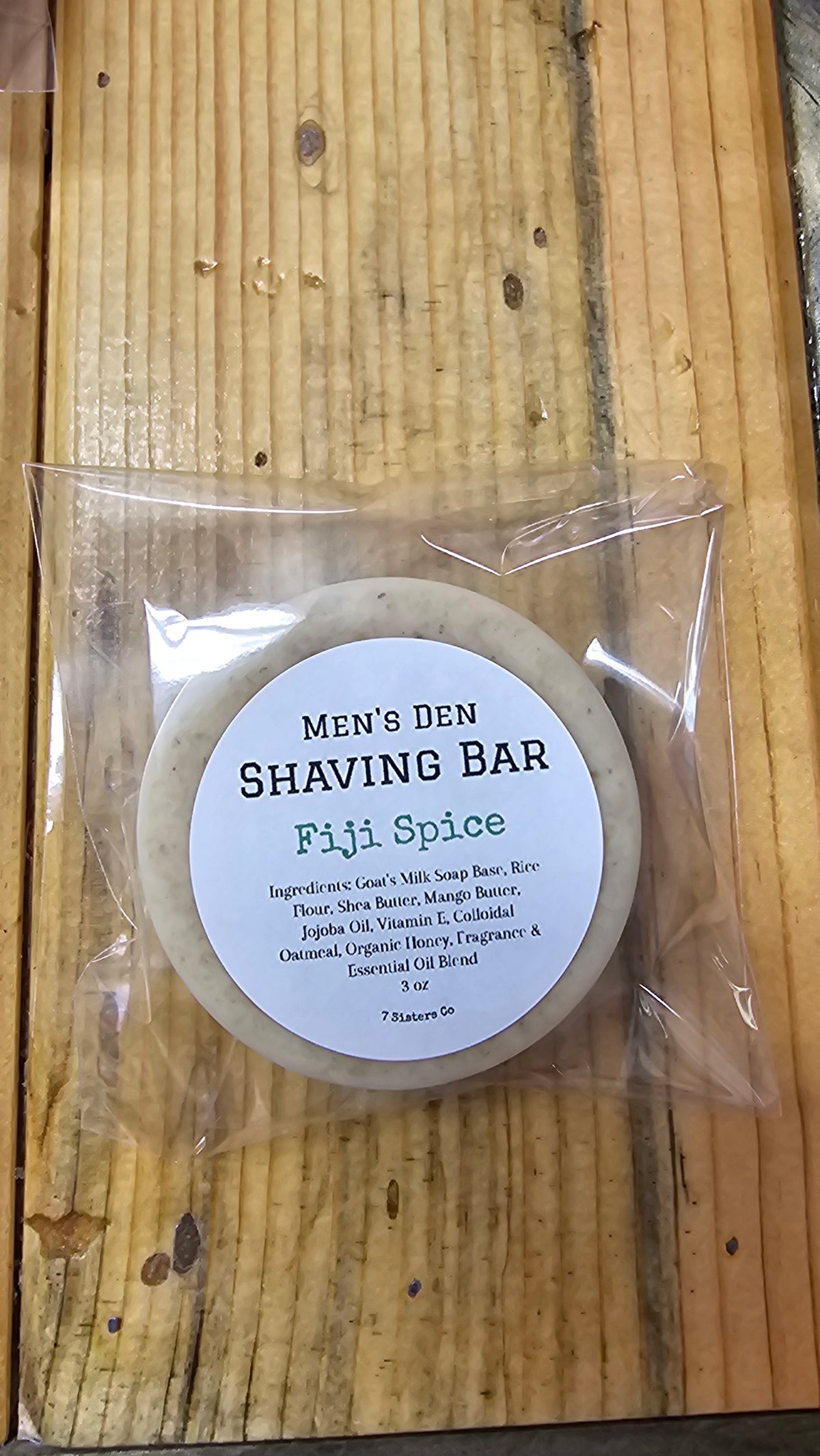 Men’s Den Shaving Bar
